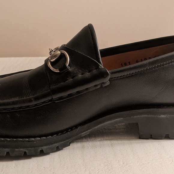 Women's Gucci leather loafers - Picture 13 of 16